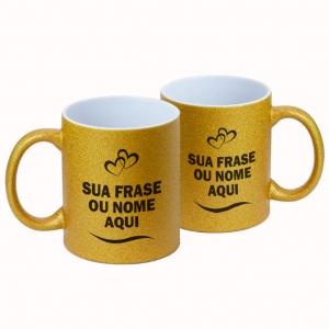 Caneca Glitter Amarela Personalizada com Nome, Frase ou Logo Caneca de Cerâmica Glitter 325ml Área de Impressão = 20 x 9,5cm Somente impressão na cor preta   Após concluir o pagamento, clique em preencher formulário para anexar seu arquivo ou escrever seu texto