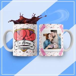 Caneca Personalizada com Uma Foto e Nome Caneca de Cerâmica 325ml Área de Impressão = 20 x 9,5cm    Após concluir o pagamento, clique em preencher formulário para anexar seu arquivo ou escrever seu texto