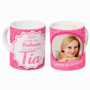 Caneca Personalizada com Uma Foto Tia Caneca de Cerâmica 325ml Área de Impressão = 20 x 9,5cm    Após concluir o pagamento, clique em preencher formulário para anexar seu arquivo ou escrever seu texto