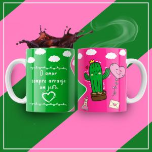 Caneca Personalizada Pronta O Amor Sempre Arranja Um Jeito Caneca de Cerâmica 325ml Área de Impressão = 20 x 9,5cm    