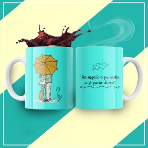 Caneca Personalizada Pronta Só Preciso de Você Caneca de Cerâmica 325ml Área de Impressão = 20 x 9,5cm    