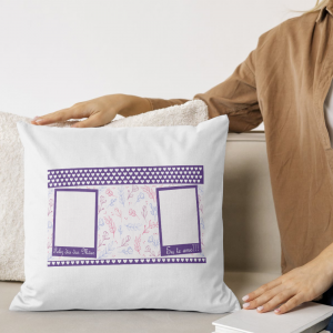Capa de Almofada 40x40cm Personalizada Com Duas Fotos - Feliz Dia Das Mães 3 Poliéster Área de Impressão = 28(L) x 20(A)cm Impressão frente e verso   Após concluir o pagamento, clique em preencher formulário para anexar seu arquivo ou escrever seu texto