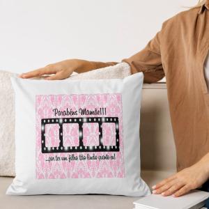 Capa de Almofada 30x30cm Personalizada Com Quatro Fotos - Parabéns Mamãe Poliéster Área de Impressão = 20(L) x 20(A)cm Impressão frente e verso   Após concluir o pagamento, clique em preencher formulário para anexar seu arquivo ou escrever seu texto