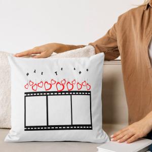 Capa de Almofada 30x30cm Personalizada Com Três Fotos - Mãe Te Amo Poliéster Área de Impressão = 20(L) x 20(A)cm Impressão frente e verso   Após concluir o pagamento, clique em preencher formulário para anexar seu arquivo ou escrever seu texto