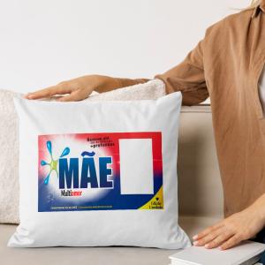 Capa de Almofada 40x40cm Personalizada Com Uma Foto - Mãe Multiamor Poliéster Área de Impressão = 28(L) x 20(A)cm Impressão frente e verso   Após concluir o pagamento, clique em preencher formulário para anexar seu arquivo ou escrever seu texto