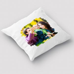 Capa de Almofada Personalizada Foto Com Efeito 30x30cm Poliéster Área de Impressão = 20(L) x 20(A)cm Impressão frente e verso   Após concluir o pagamento, clique em preencher formulário para anexar seu arquivo ou escrever seu texto