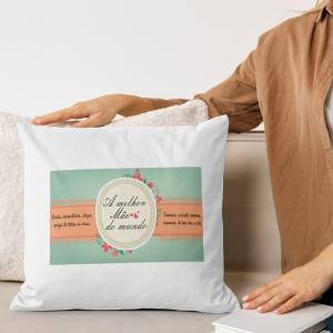 Capa de Almofada 40x40cm Personalizada Pronta - Melhor Mãe Do Mundo Poliéster Área de Impressão = 28(L) x 20(A)cm Impressão frente e verso   