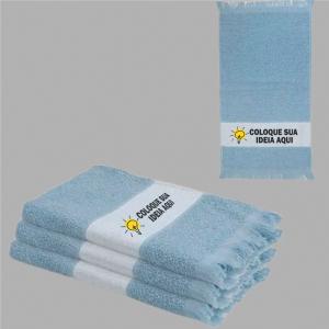 Toalha Lavabinho Com Franja Azul Personalizada Do Seu Jeito Algodão/Poliéster Área de Impressão: 6x22cm Impressão frente   Após concluir o pagamento, clique em preencher formulário para anexar seu arquivo ou escrever seu texto